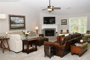 951 Oconee Ln, Commerce, GA 30529 - Photo 9