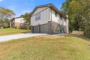 1634 Lamancha Dr, Lawrenceville, GA 30044 - Photo 3