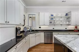 2109 W Rugby Ave, Atlanta, GA 30337 - Photo 15