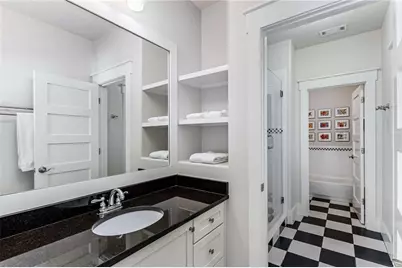 2109 W Rugby Avenue, Atlanta, GA 30337 - Photo 33