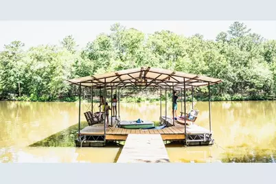 2734 Windward Harbor Drive, Elberton, GA 30635 - Photo 1