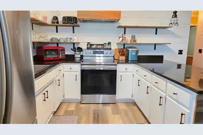 2734 Windward Harbor Drive, Elberton, GA 30635 - Photo 17