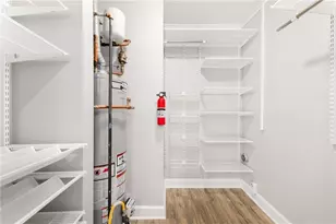 109 Mt Vernon Cir, Sandy Springs, GA 30338 - Photo 17