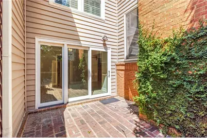 109 Mount Vernon Circle, Sandy Springs, GA 30338 - Photo 5