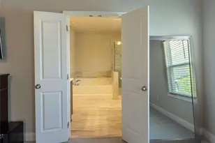 360 Hayden Cir, Woodstock, GA 30189 - Photo 13