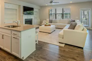 360 Hayden Cir, Woodstock, GA 30189 - Photo 5