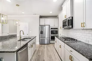 3564 Birkdale Xing, Atlanta, GA 30337 - Photo 7