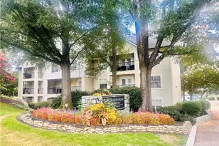 3655 Habersham Rd NE, Atlanta, GA 30305 - Photo 11