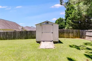 1035 Brushystone Dr, Loganville, GA 30052 - Photo 27