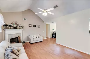 1035 Brushystone Dr, Loganville, GA 30052 - Photo 5