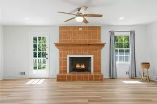 2148 Santa Fe Trail, Snellville, GA 30078 - Photo 9