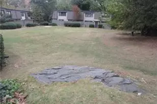 240 Triumph Dr NW, Atlanta, GA 30327 - Photo 27