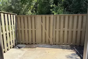 240 Triumph Dr NW, Atlanta, GA 30327 - Photo 25