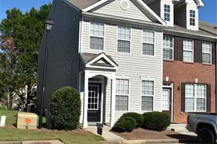 2743 Heathrow Dr, Lawrenceville, GA 30043 - Photo 3