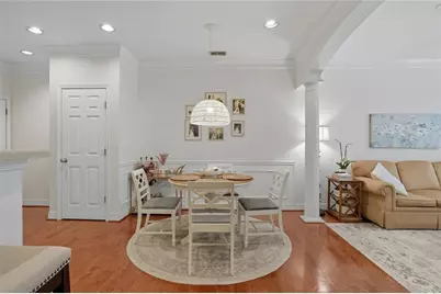 2306 Stratford Commons, Decatur, GA 30033 - Photo 7