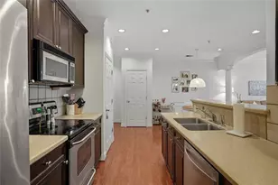 2306 Stratford Commons, Decatur, GA 30033 - Photo 9