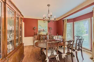 755 Amberton Close, Suwanee, GA 30024 - Photo 9