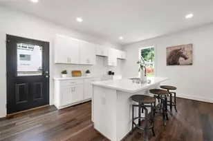 1098 Wedgewood Dr NW, Atlanta, GA 30318 - Photo 9