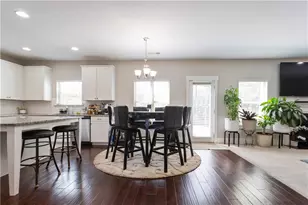 1722 Weatherbrook Cir, Lawrenceville, GA 30043 - Photo 9