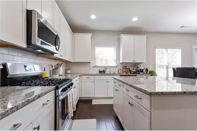 1722 Weatherbrook Circle, Lawrenceville, GA 30043 - Photo 11