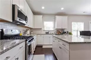 1722 Weatherbrook Cir, Lawrenceville, GA 30043 - Photo 11