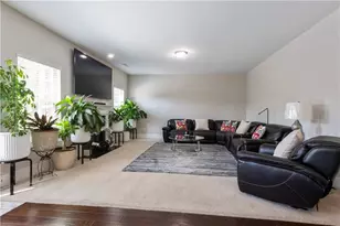 1722 Weatherbrook Cir, Lawrenceville, GA 30043 - Photo 5