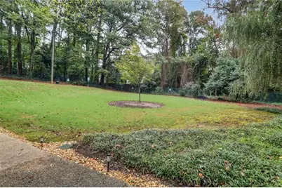 3201 Lenox Road NE #13, Atlanta, GA 30324 - Photo 23