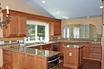 2752 Arldowne Drive, Tucker, GA 30084 - Photo 3