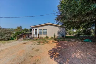 6184 Mitchell St, Flowery Branch, GA 30542 - Photo 9