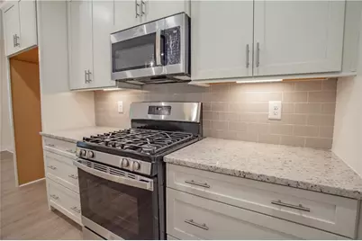 390 Maple View, Carrollton, GA 30117 - Photo 7