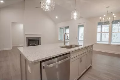 390 Maple View, Carrollton, GA 30117 - Photo 5