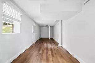 479 Larchmont Cir NW, Atlanta, GA 30318 - Photo 21