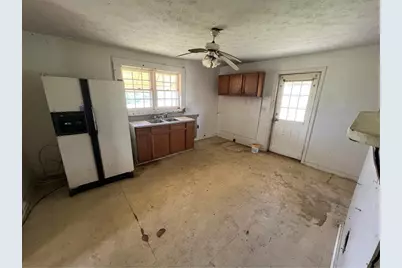 369 Cavender Lane, Bowdon, GA 30108 - Photo 7