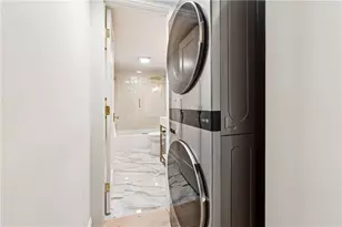 107 La Rue Pl NW, Atlanta, GA 30327 - Photo 21