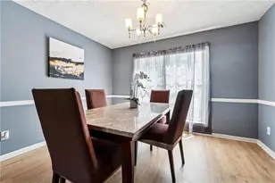 2890 Maple Vista Ln, Lawrenceville, GA 30044 - Photo 5