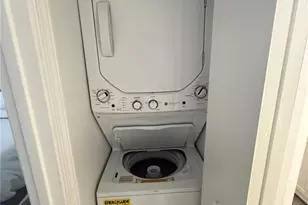 6810 Glenridge Dr, Atlanta, GA 30328 - Photo 9