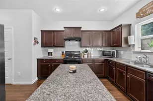 161 Meadow Lake Dr, Commerce, GA 30530 - Photo 9