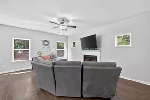 161 Meadow Lake Dr, Commerce, GA 30530 - Photo 3