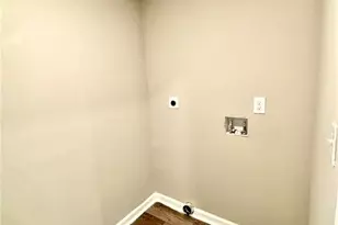 2571 Elliott St NW, Atlanta, GA 30318 - Photo 17