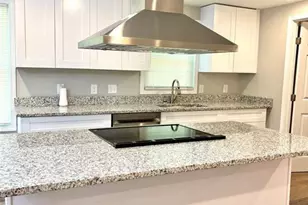 2571 Elliott St NW, Atlanta, GA 30318 - Photo 9