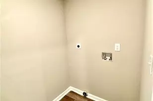 2571 Elliott St NW, Atlanta, GA 30318 - Photo 17