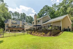 2010 Stonehedge Rd, Roswell, GA 30075 - Photo 73