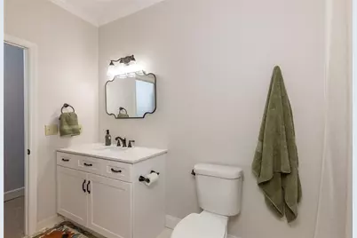 2010 Stonehedge Road, Roswell, GA 30075 - Photo 19