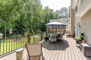 2010 Stonehedge Rd, Roswell, GA 30075 - Photo 67