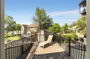 1844 Buckhead Valley Ln NE, Atlanta, GA 30324 - Photo 29