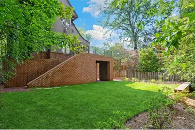 1026 Reeder Circle NE, Atlanta, GA 30306 - Photo 75