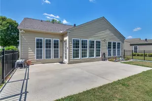 421 Beacon Court, Griffin, GA 30223 - Photo 21