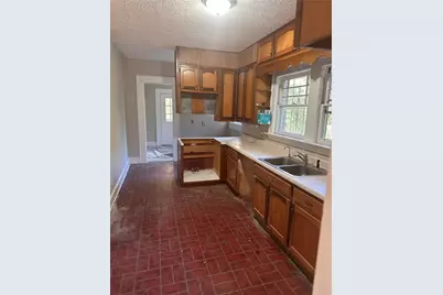 2312 Ben Hill Road SW, Atlanta, GA 30311 - Photo 9