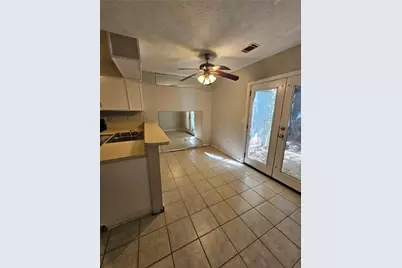 400 Prince Of Wales, Stone Mountain, GA 30083 - Photo 7