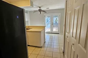 400 Prince of Wales, Stone Mountain, GA 30083 - Photo 5